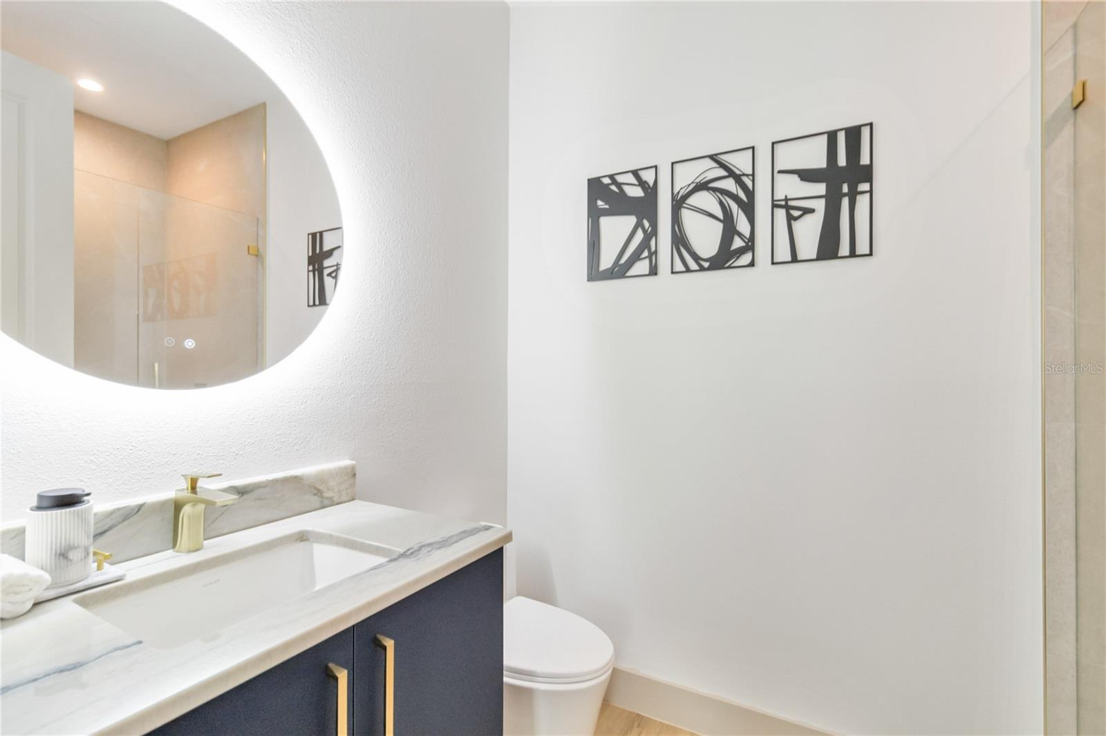 Image 19 of 51 For 12717 Hershko Alley