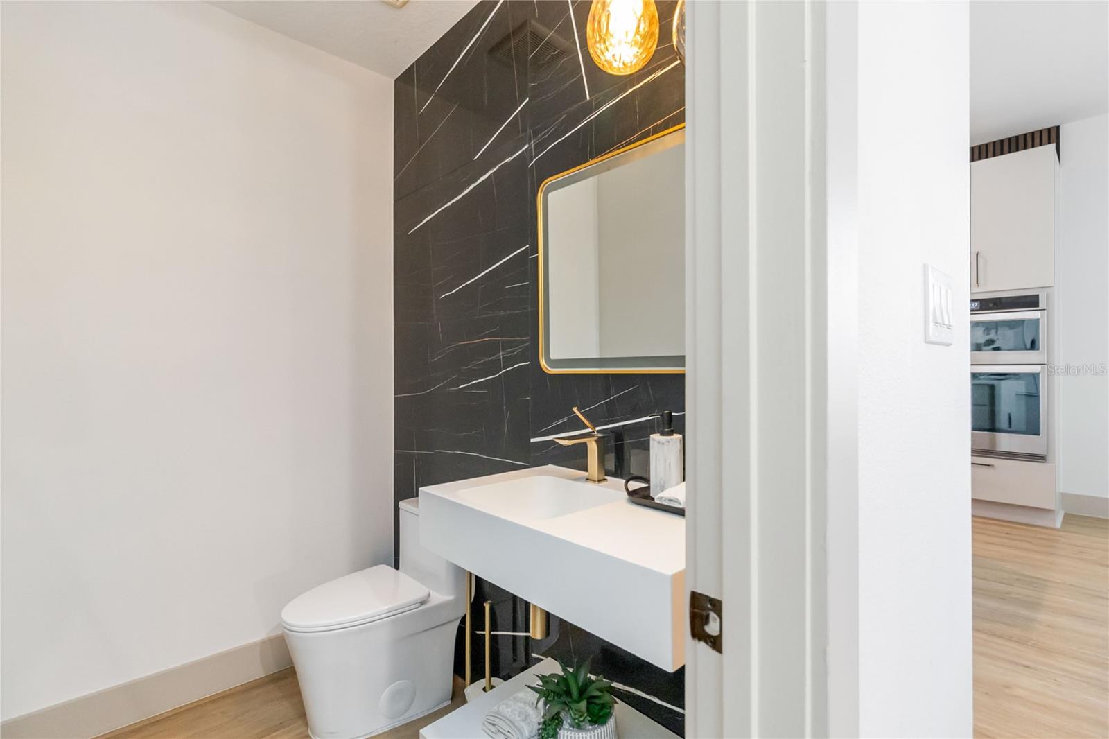 Image 24 of 51 For 12717 Hershko Alley