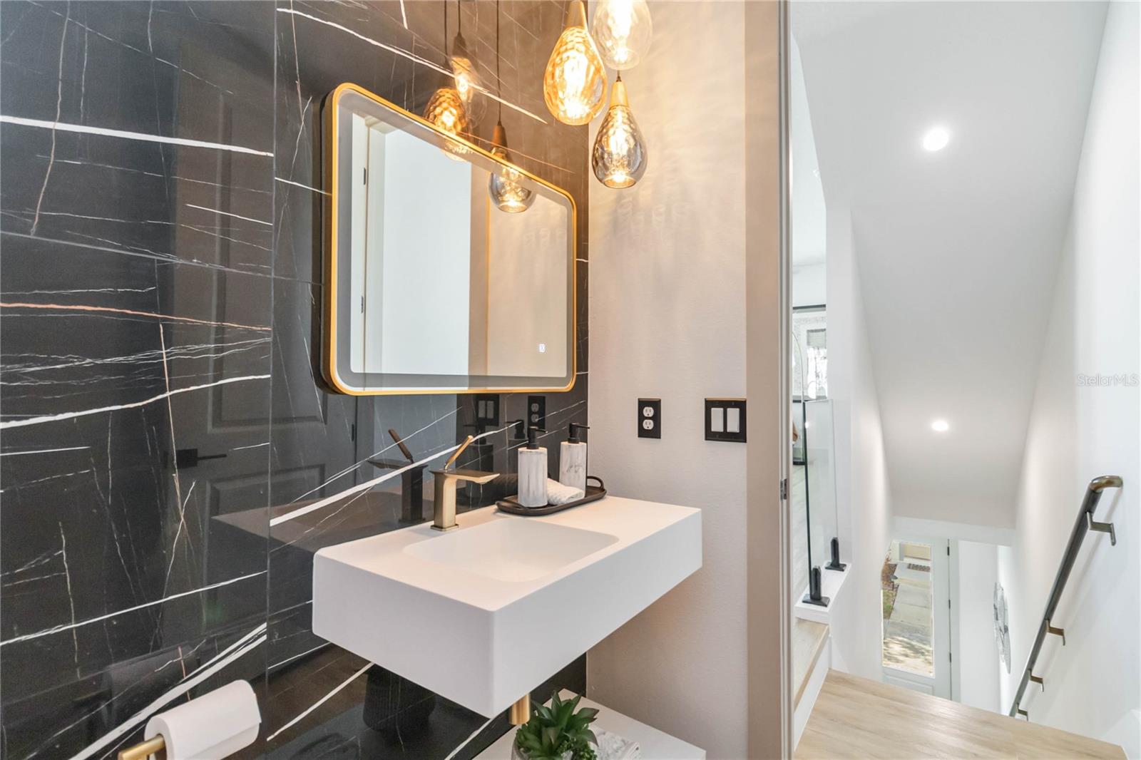 Image 25 of 51 For 12717 Hershko Alley