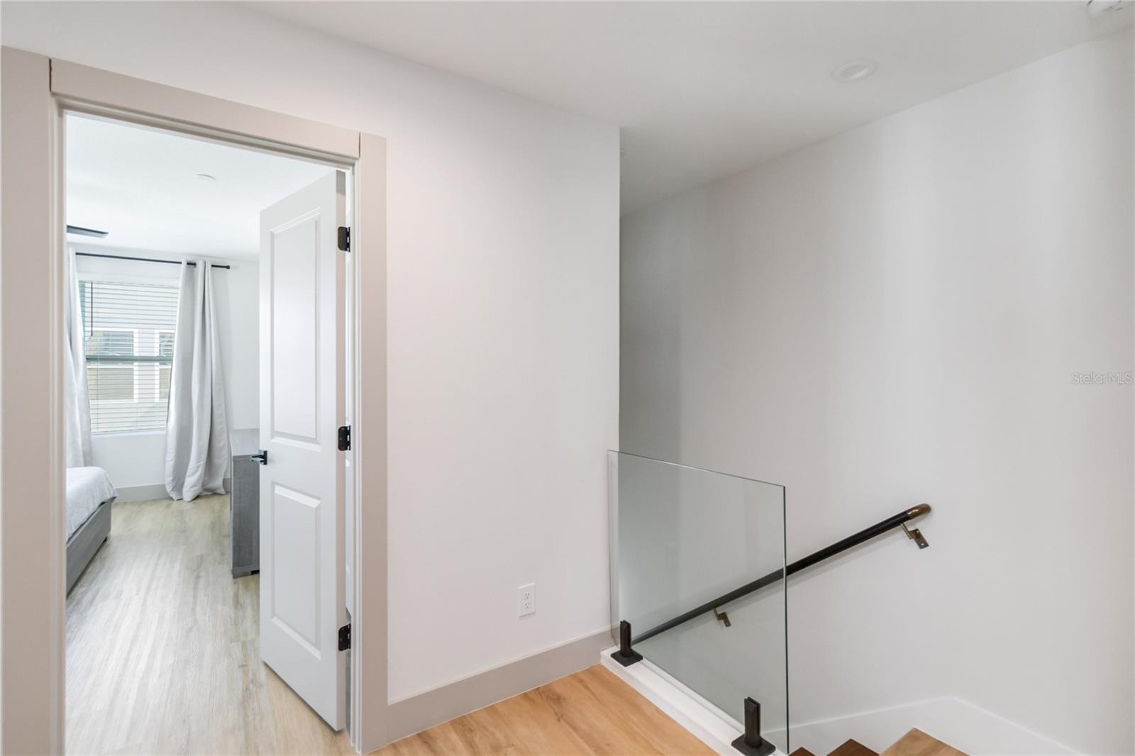 Image 27 of 51 For 12717 Hershko Alley