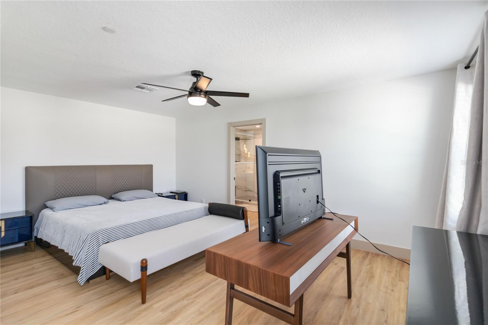 Image 30 of 51 For 12717 Hershko Alley