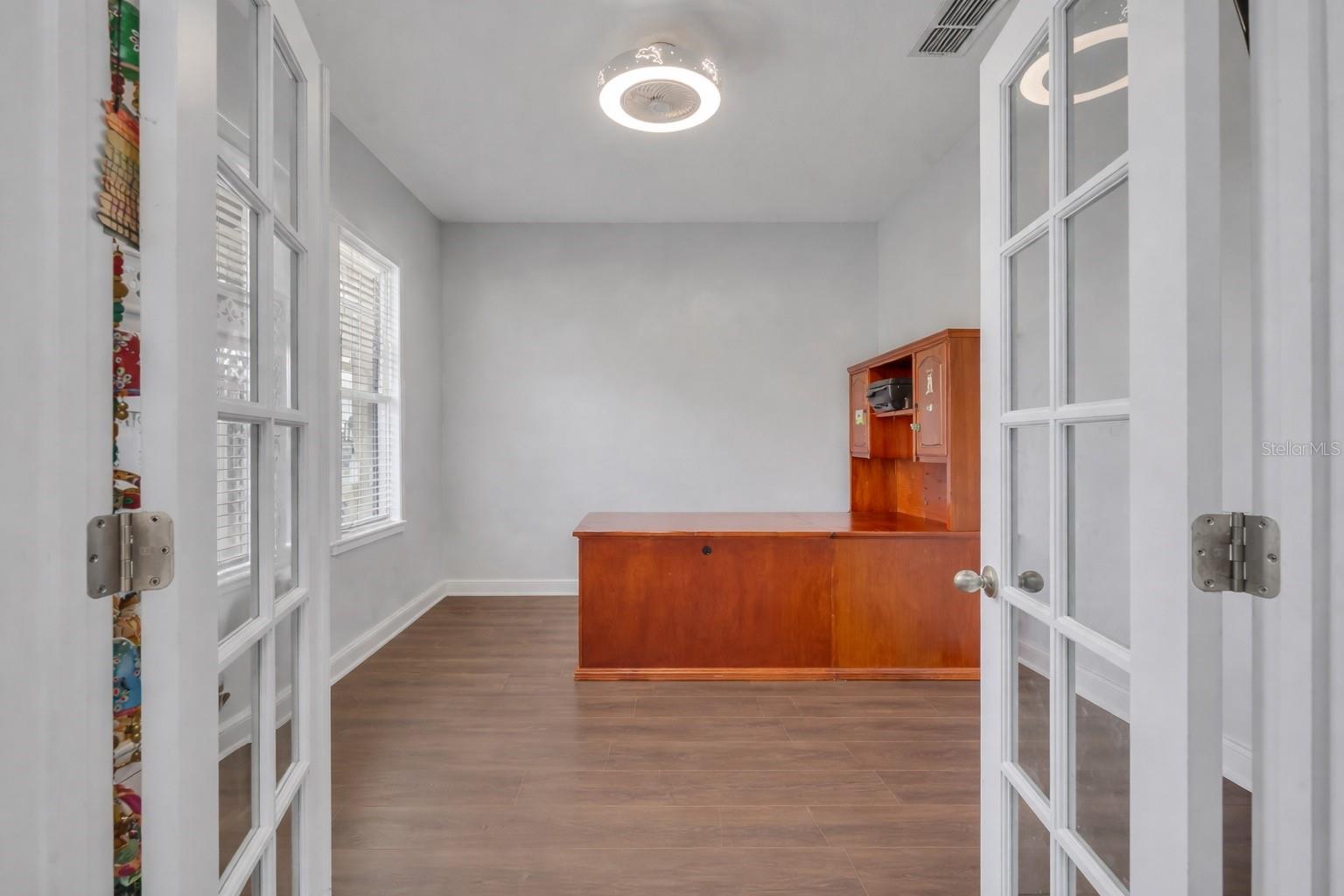 Image 5 of 50 For 17146 Gathering Place Circle