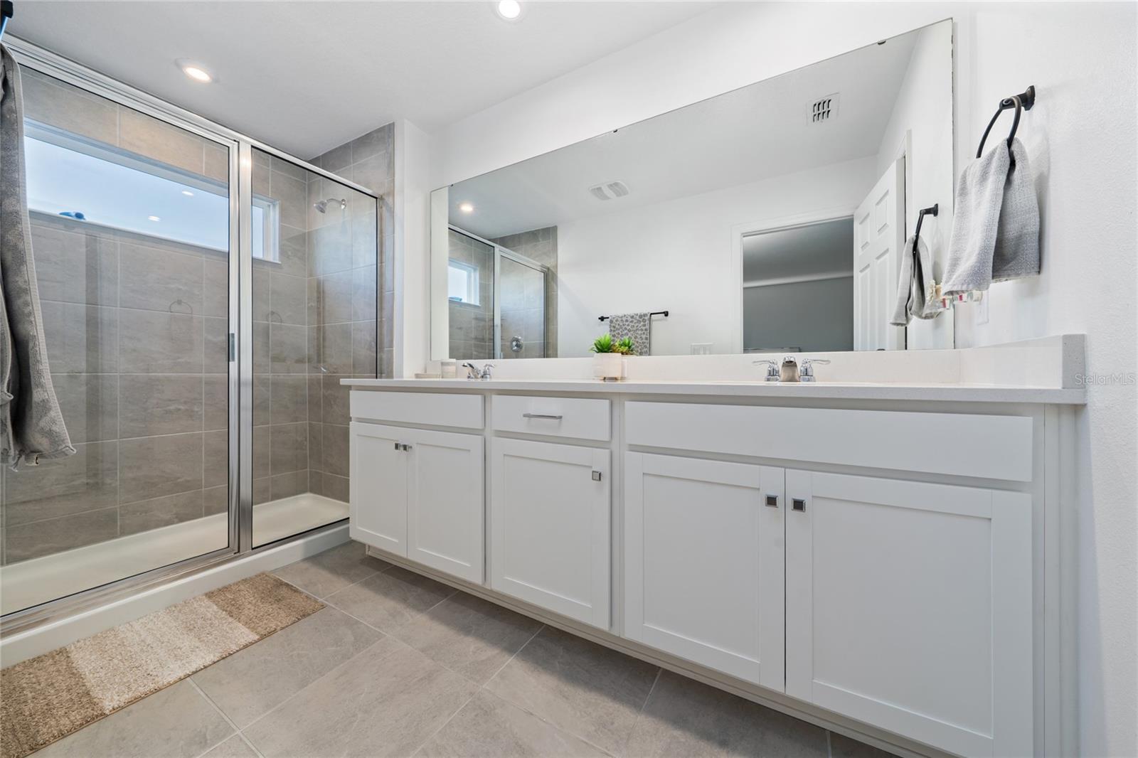 Image 24 of 41 For 16425 Prairie School Drive