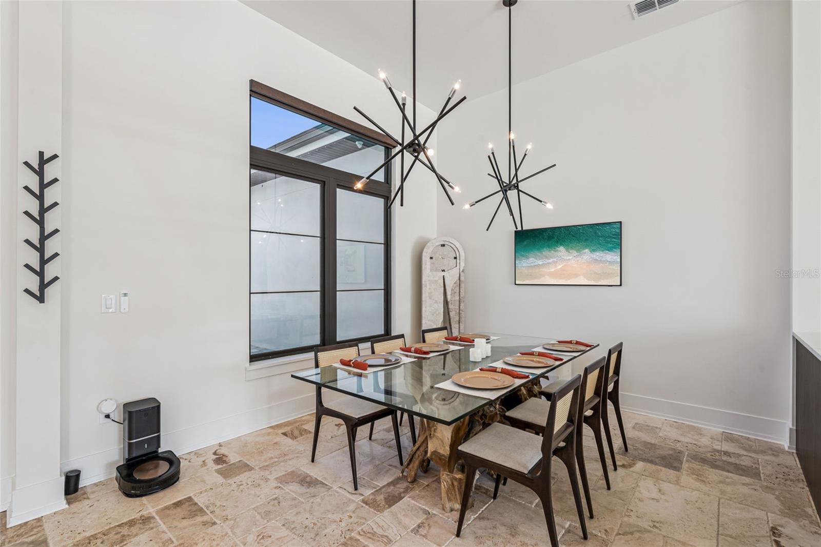 Image 11 of 43 For 15136 Pendio Drive