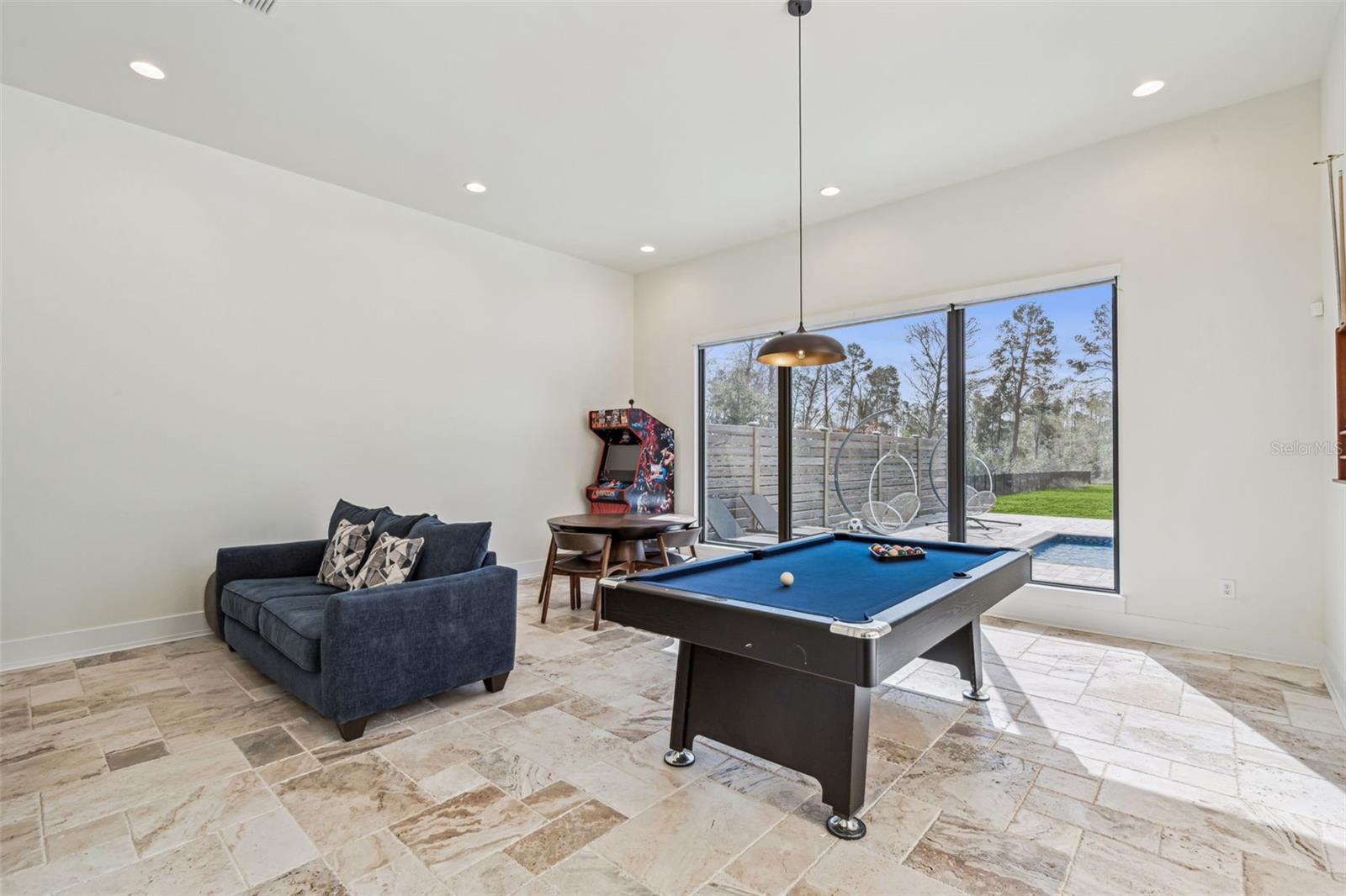 Image 26 of 43 For 15136 Pendio Drive