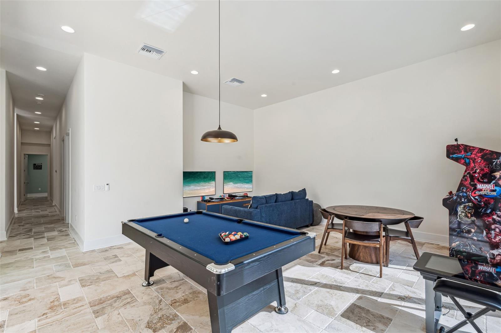 Image 27 of 43 For 15136 Pendio Drive