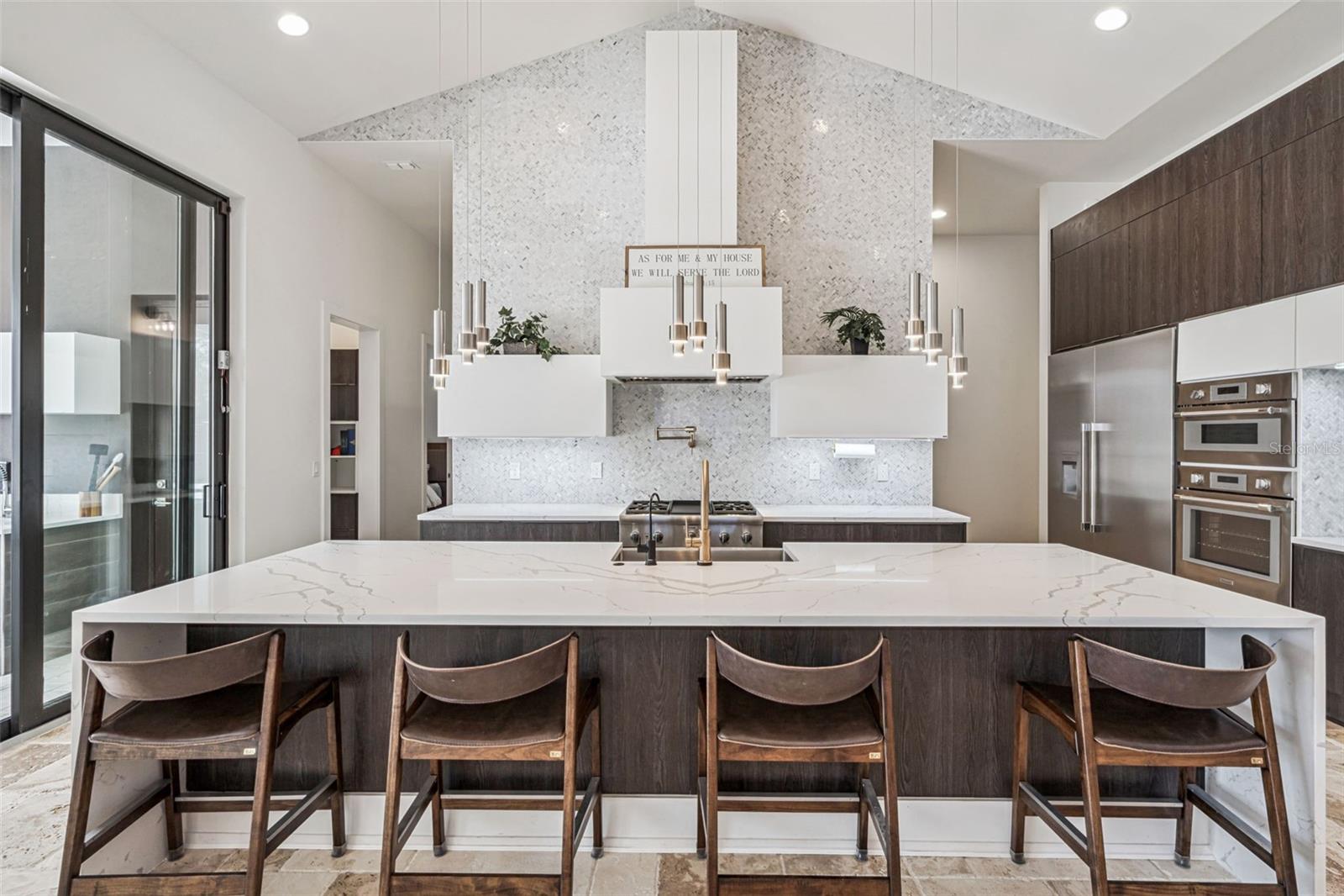 Image 8 of 43 For 15136 Pendio Drive