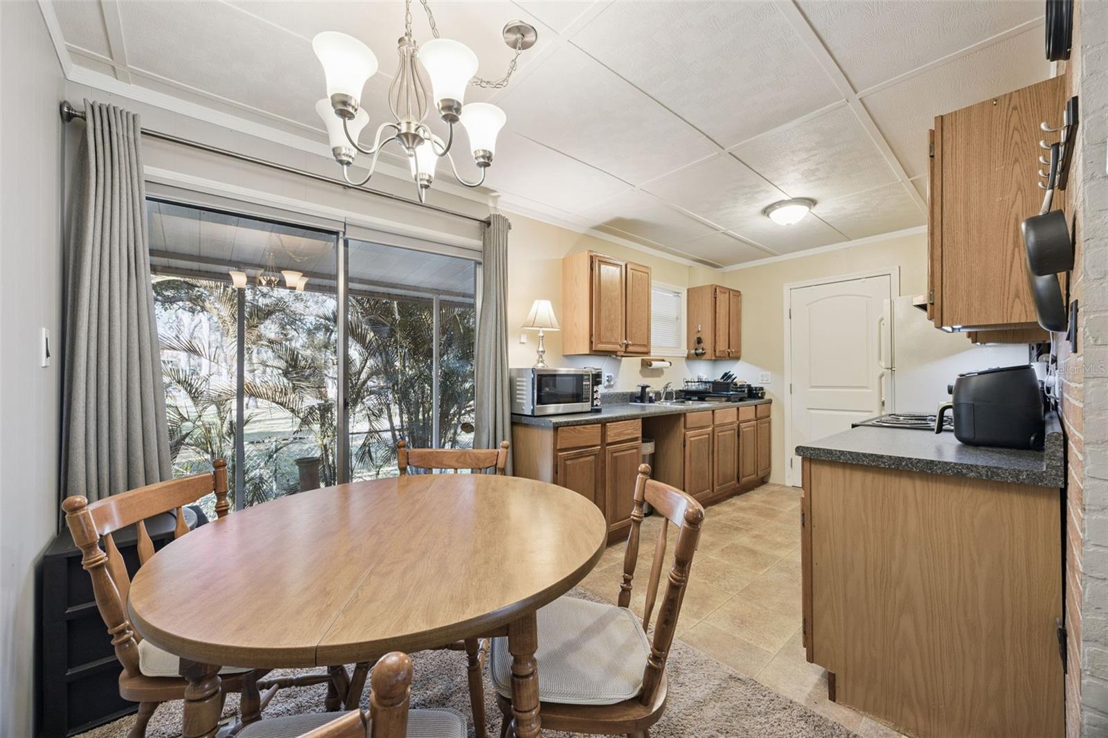 Image 10 of 35 For 1366 Wildwood Street