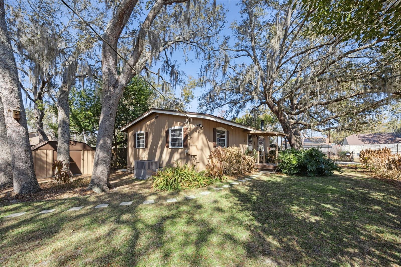 Image 23 of 35 For 1366 Wildwood Street