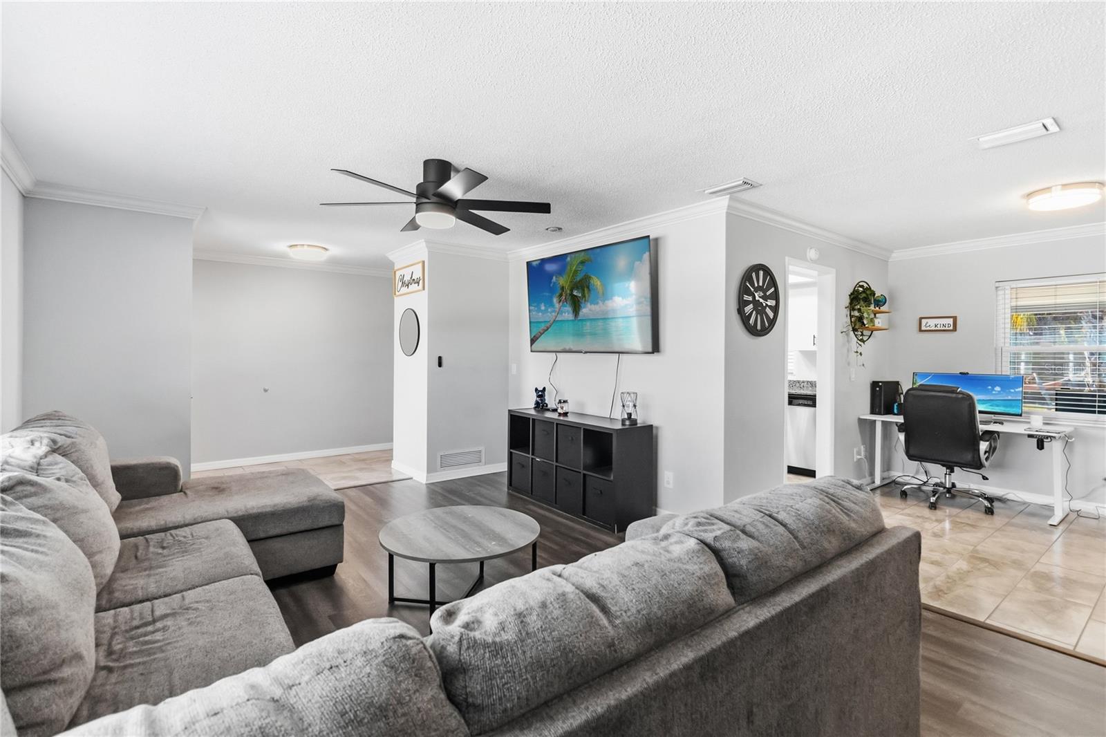 Image 11 of 46 For 1220 Bonnie Lou Drive