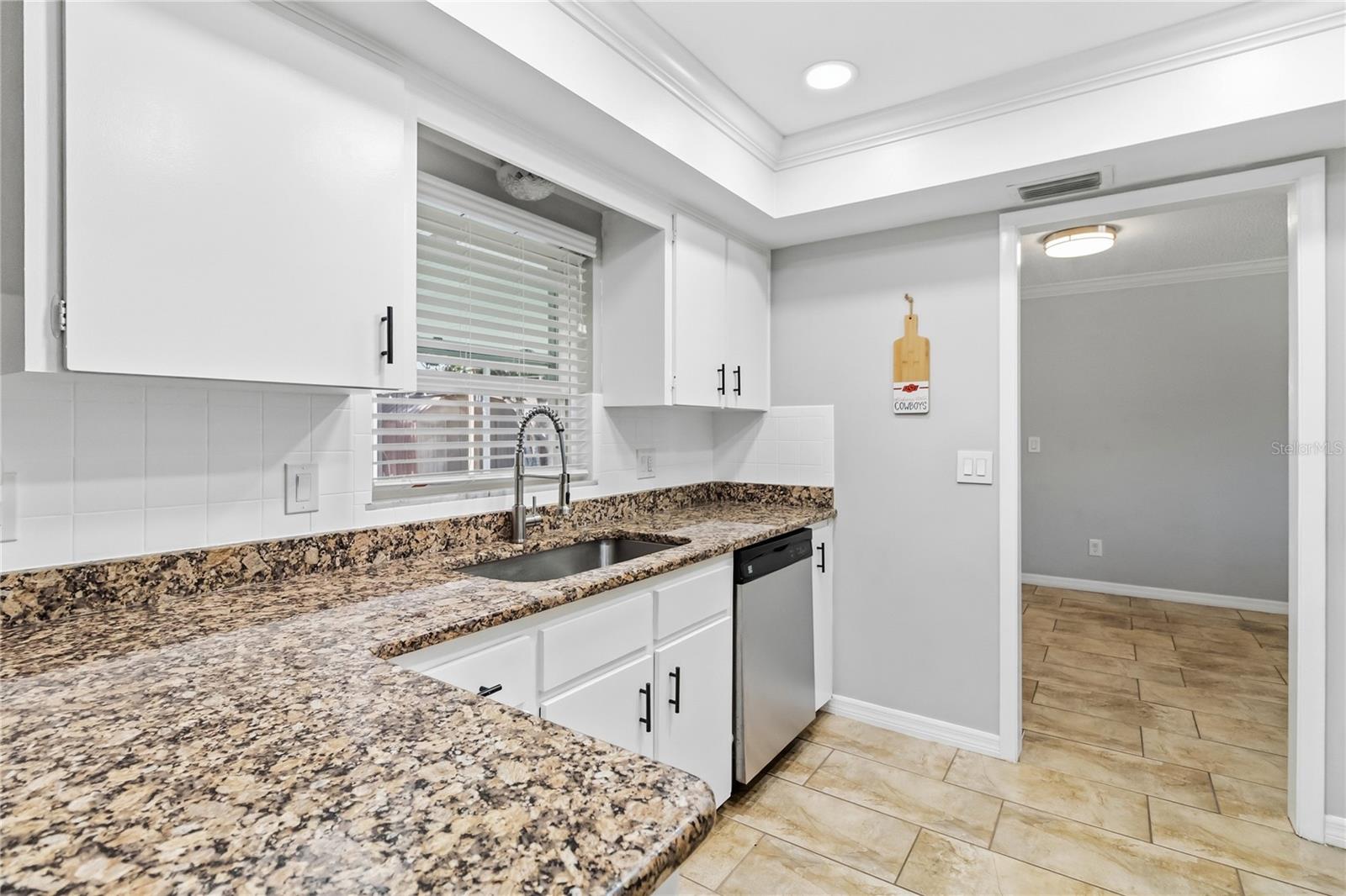 Image 17 of 46 For 1220 Bonnie Lou Drive