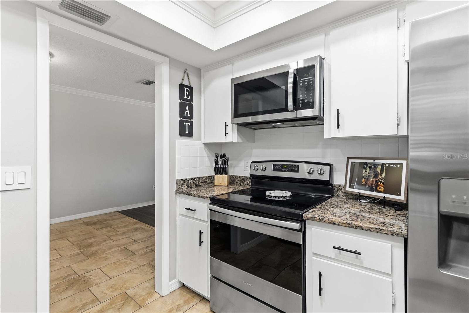 Image 18 of 46 For 1220 Bonnie Lou Drive