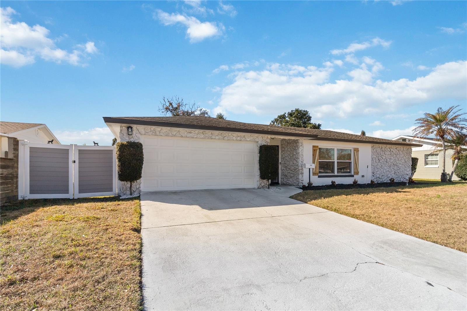 Image 3 of 46 For 1220 Bonnie Lou Drive