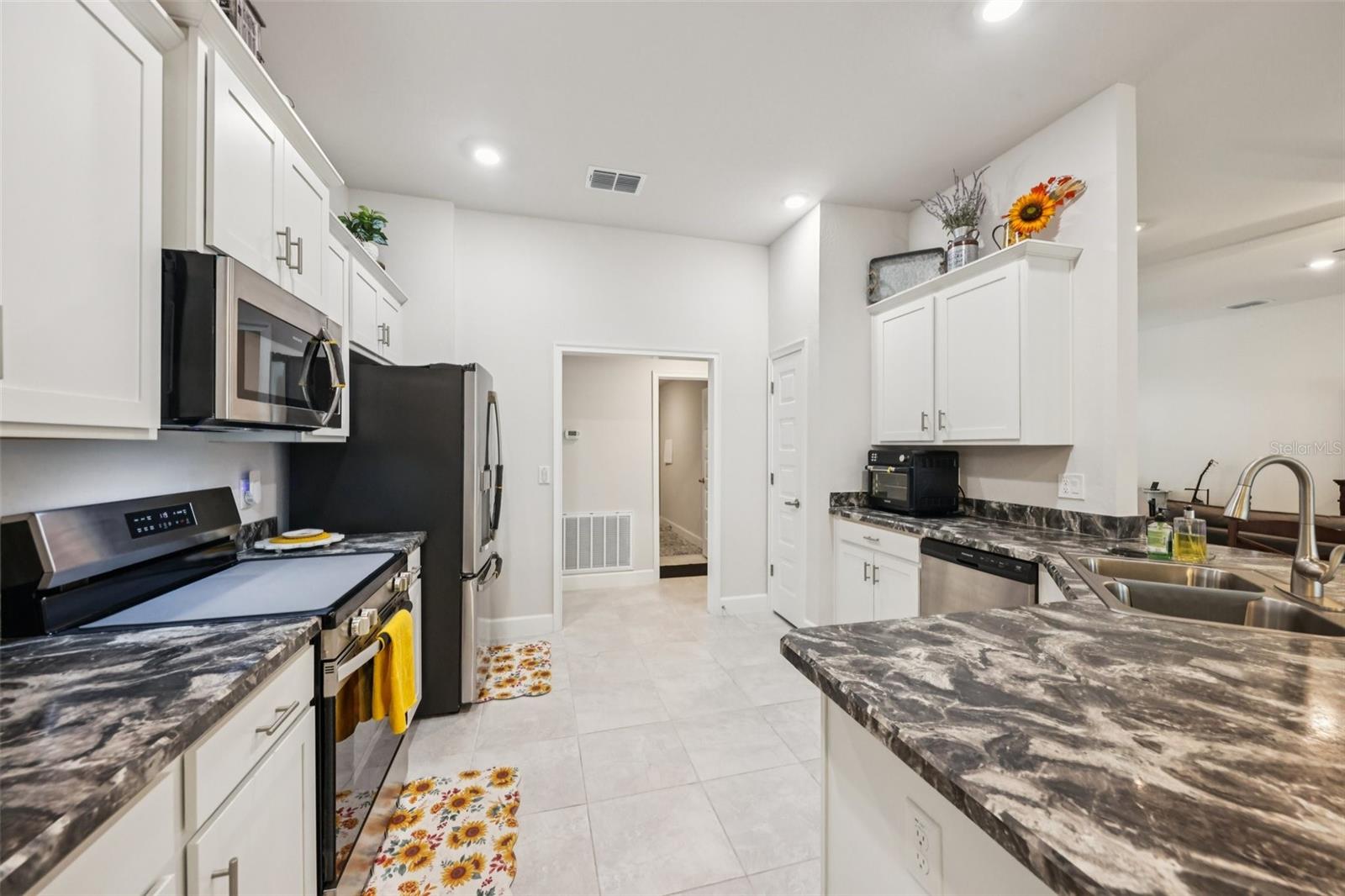 Image 10 of 32 For 9133 51st Court