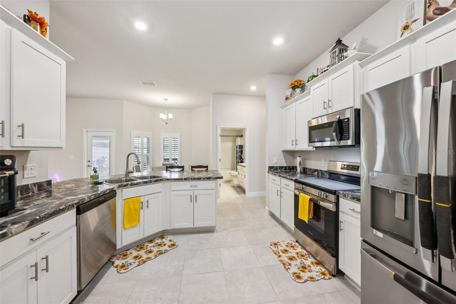 Image 11 of 32 For 9133 51st Court