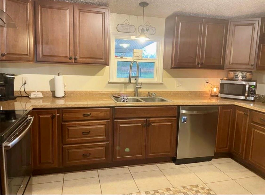 Image 10 of 43 For 8809 Treasure Island Road