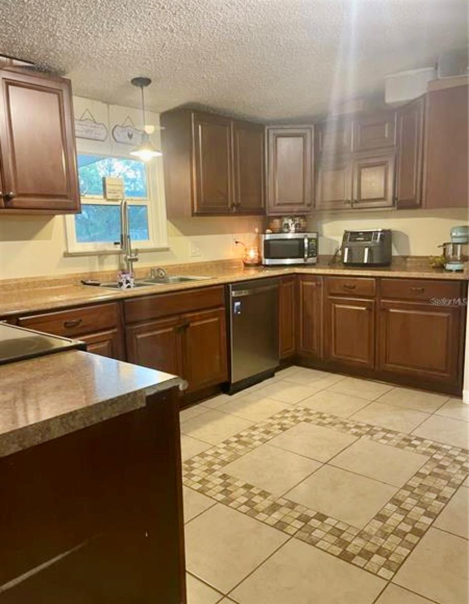 Image 13 of 43 For 8809 Treasure Island Road