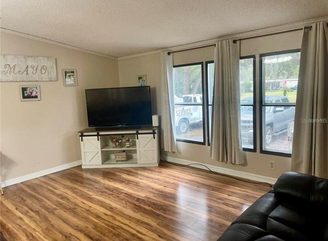 Image 17 of 43 For 8809 Treasure Island Road