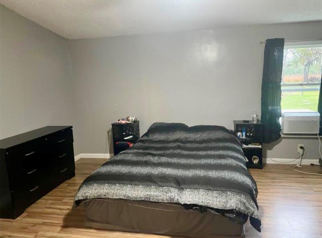 Image 22 of 43 For 8809 Treasure Island Road