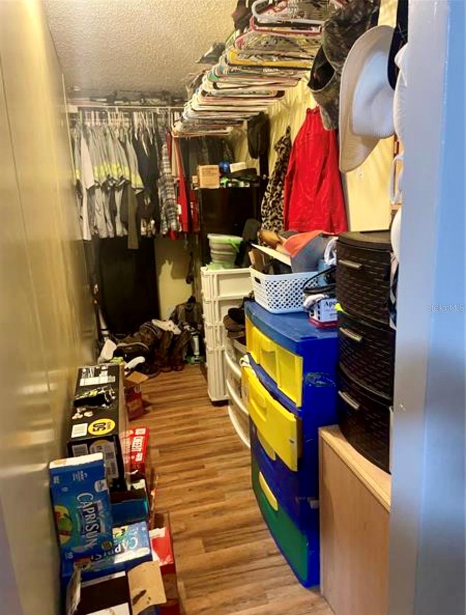 Image 24 of 43 For 8809 Treasure Island Road