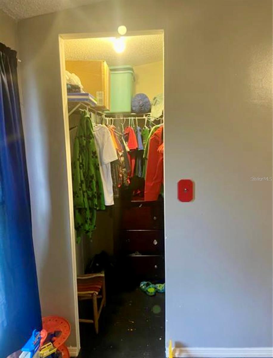 Image 35 of 43 For 8809 Treasure Island Road