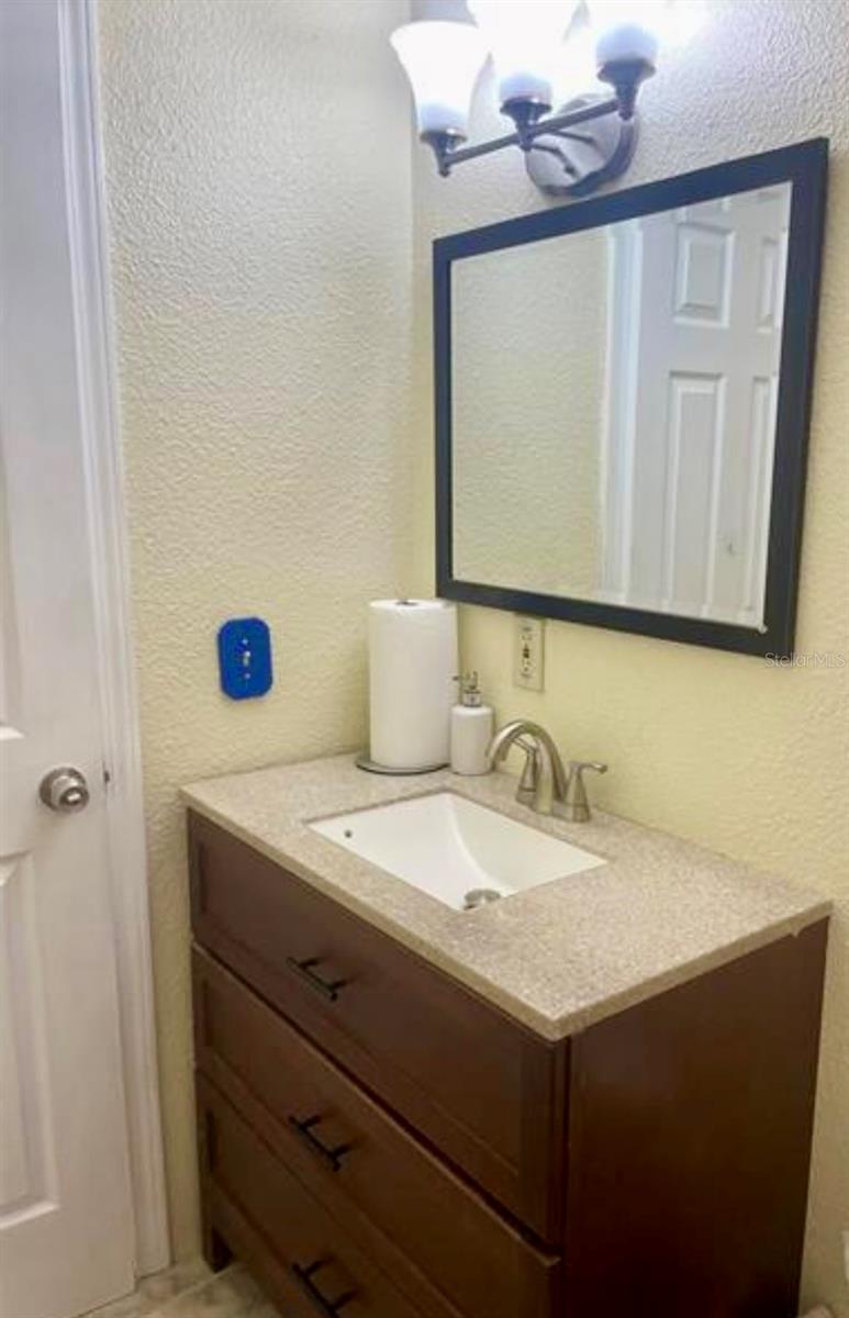 Image 39 of 43 For 8809 Treasure Island Road