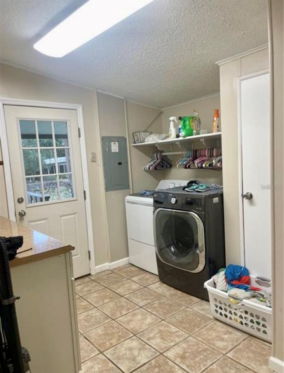 Image 41 of 43 For 8809 Treasure Island Road