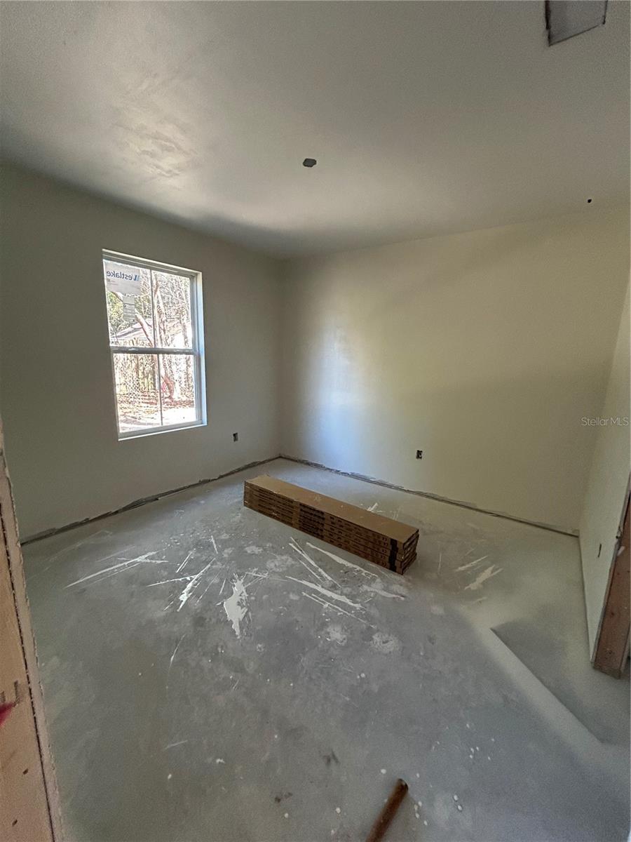 Image 8 of 10 For 2449 10th Avenue