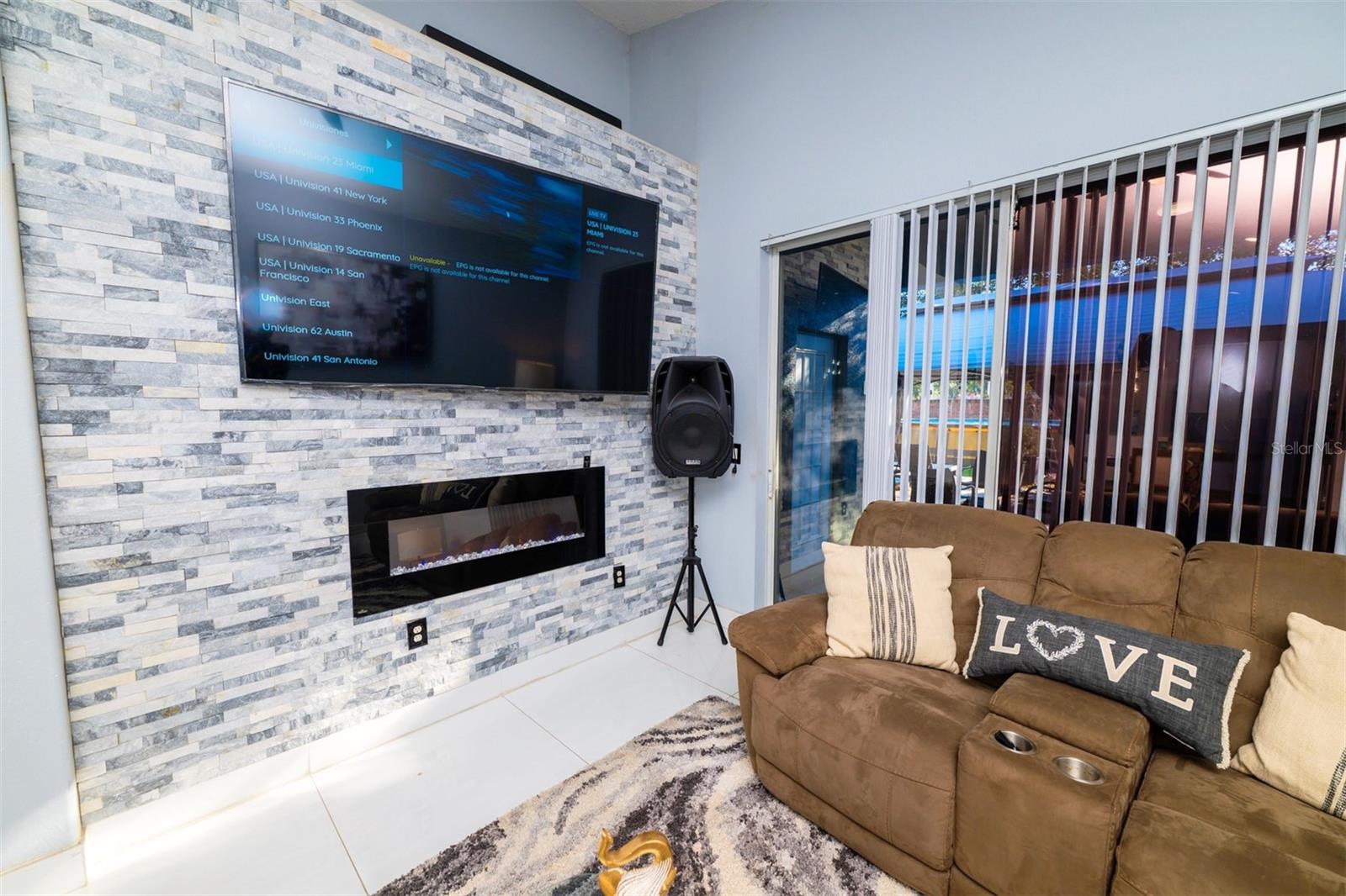 Image 46 of 72 For 1966 Windcrest Lake Circle