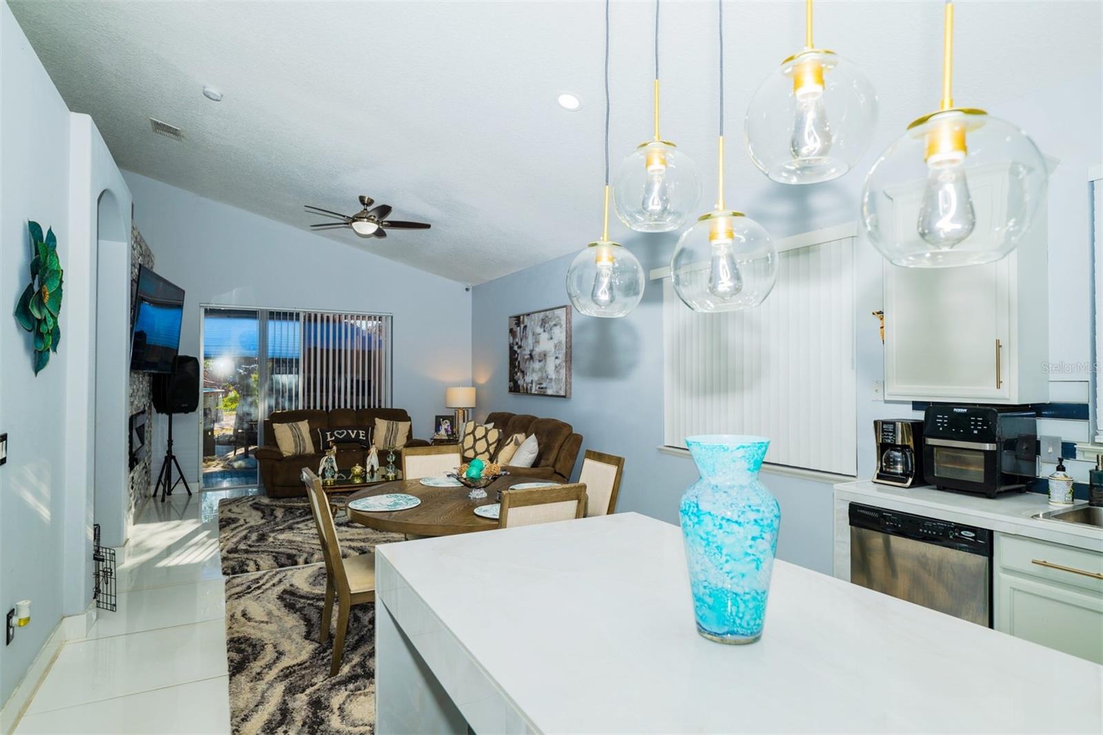 Image 59 of 72 For 1966 Windcrest Lake Circle