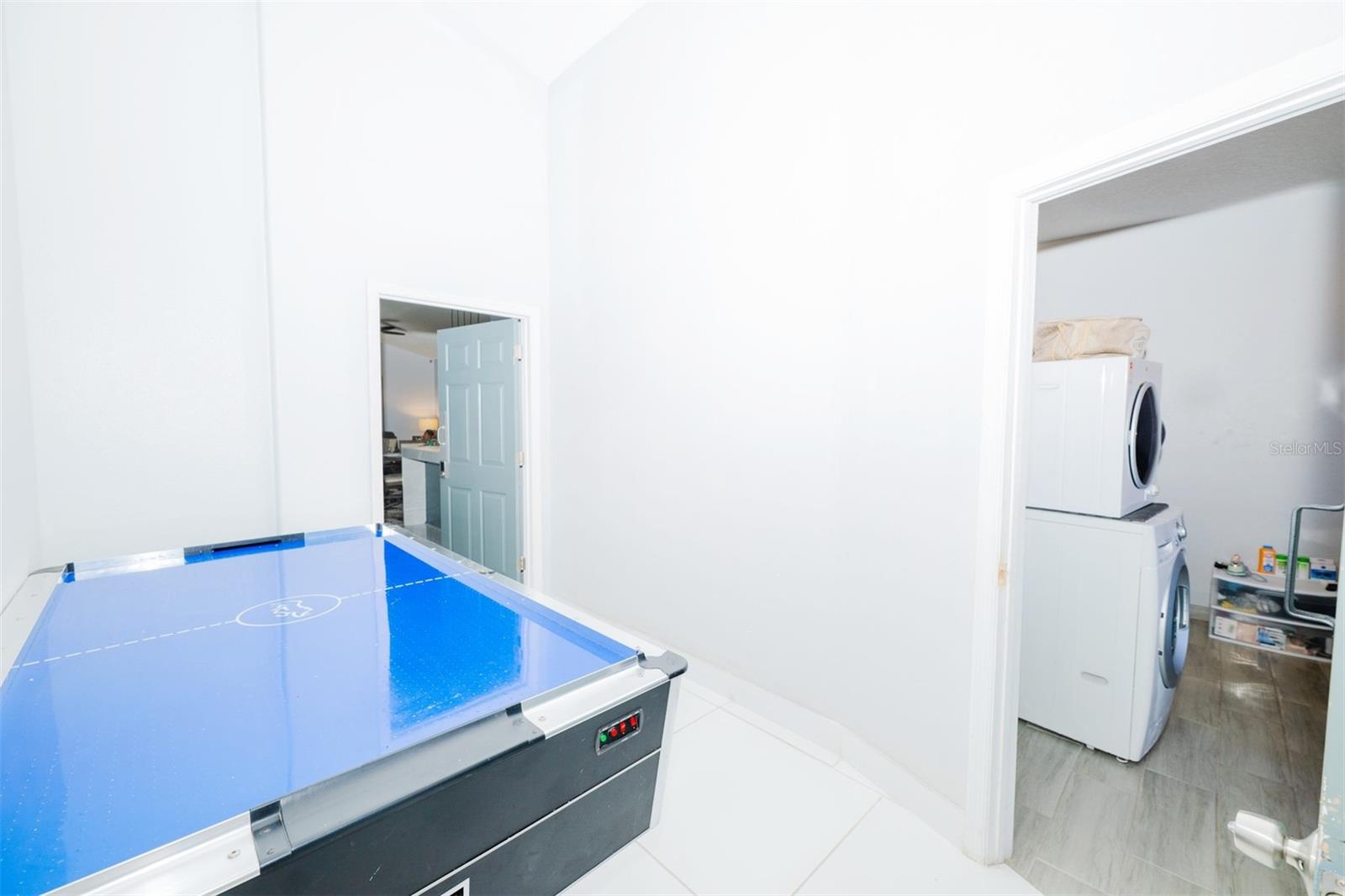 Image 60 of 72 For 1966 Windcrest Lake Circle