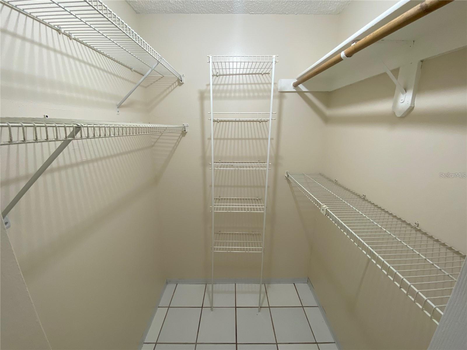 Image 12 of 22 For 308 Shadow Bay Drive