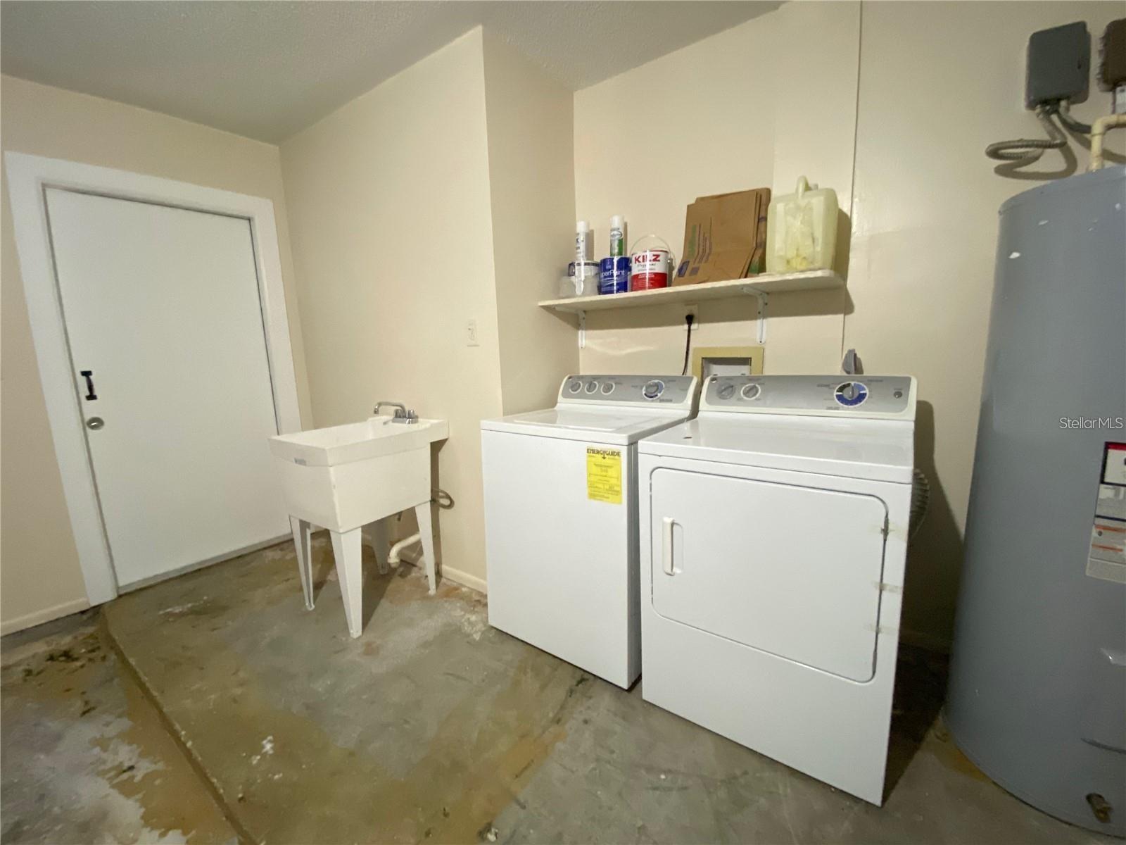 Image 16 of 22 For 308 Shadow Bay Drive