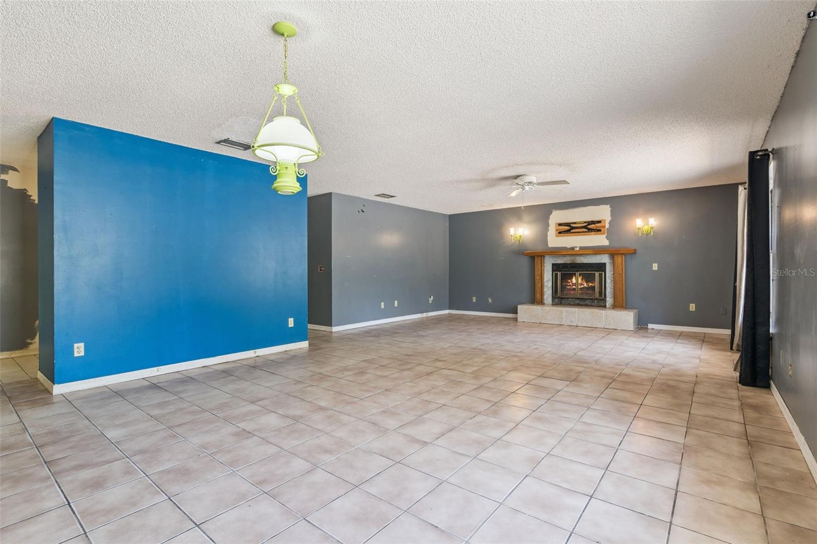 Image 16 of 35 For 590 Lawton Avenue