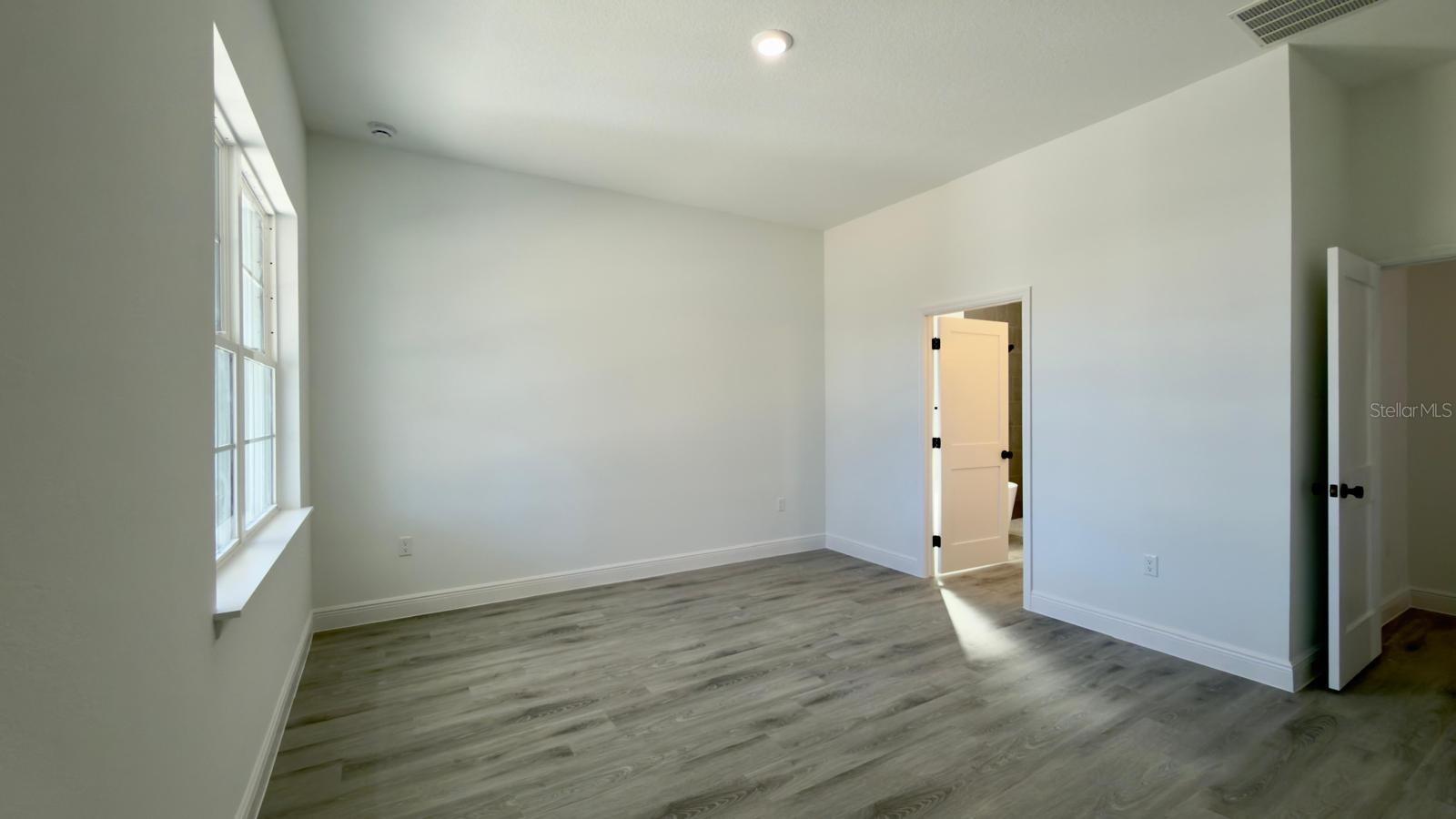 Image 11 of 34 For 11591 59th Terrace