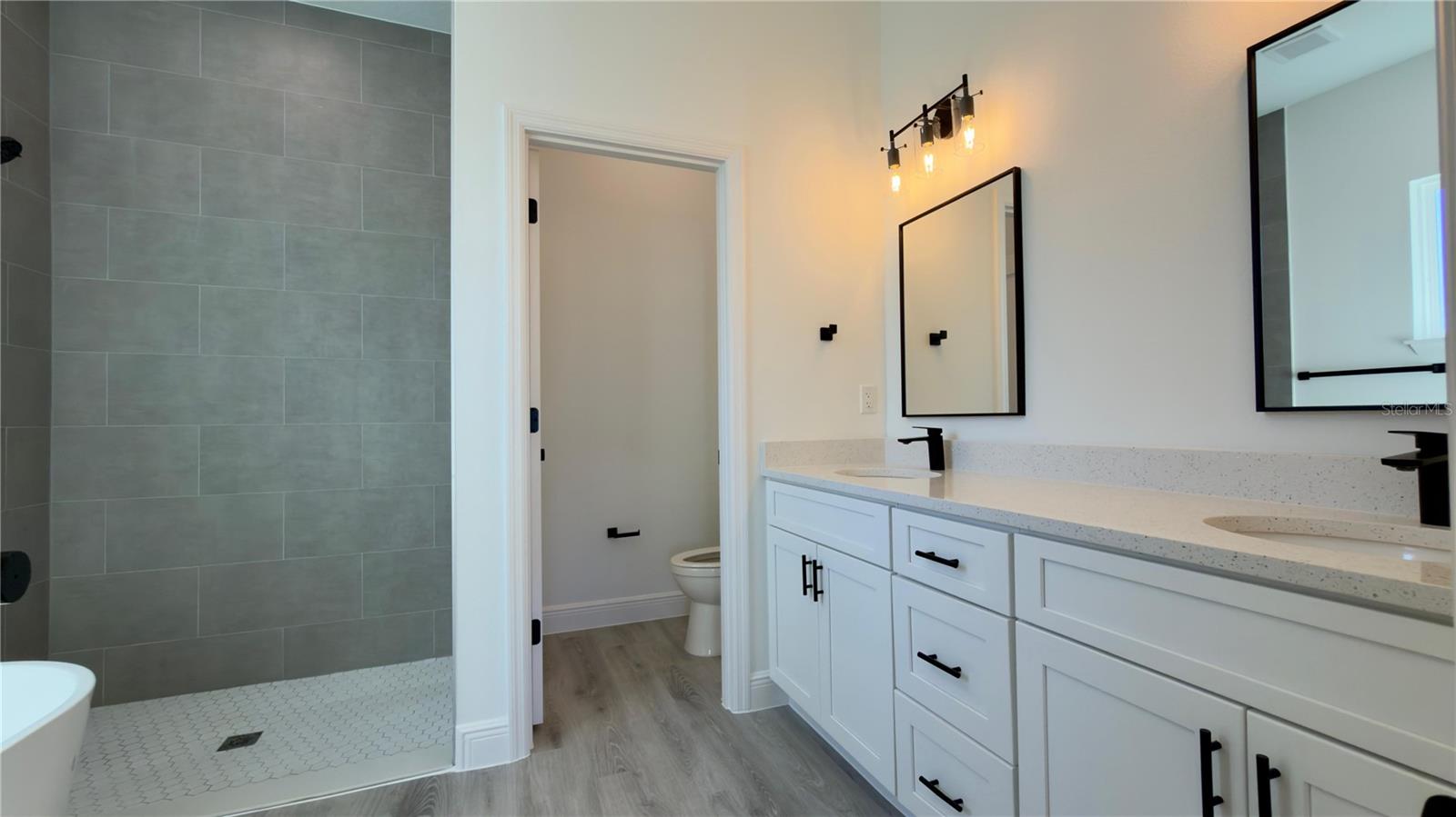 Image 14 of 34 For 11591 59th Terrace