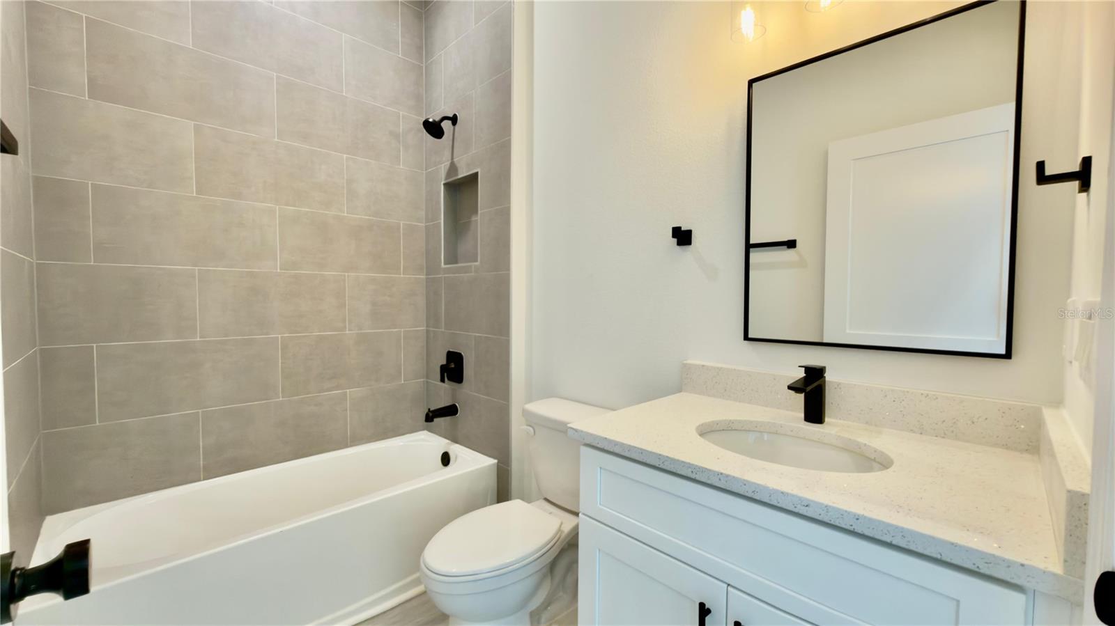 Image 20 of 34 For 11591 59th Terrace