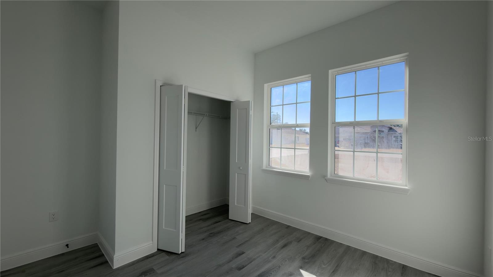 Image 23 of 34 For 11591 59th Terrace