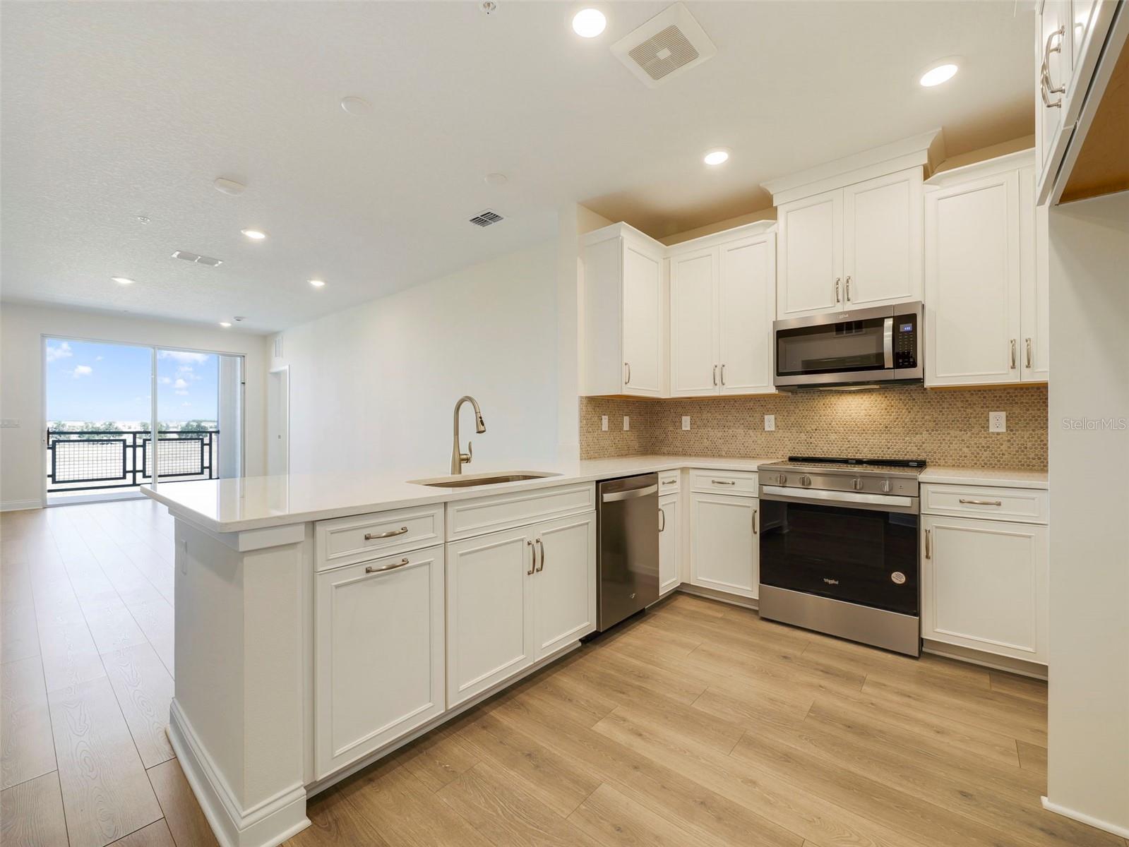 Image 8 of 22 For 7545 Laureate Boulevard 7305