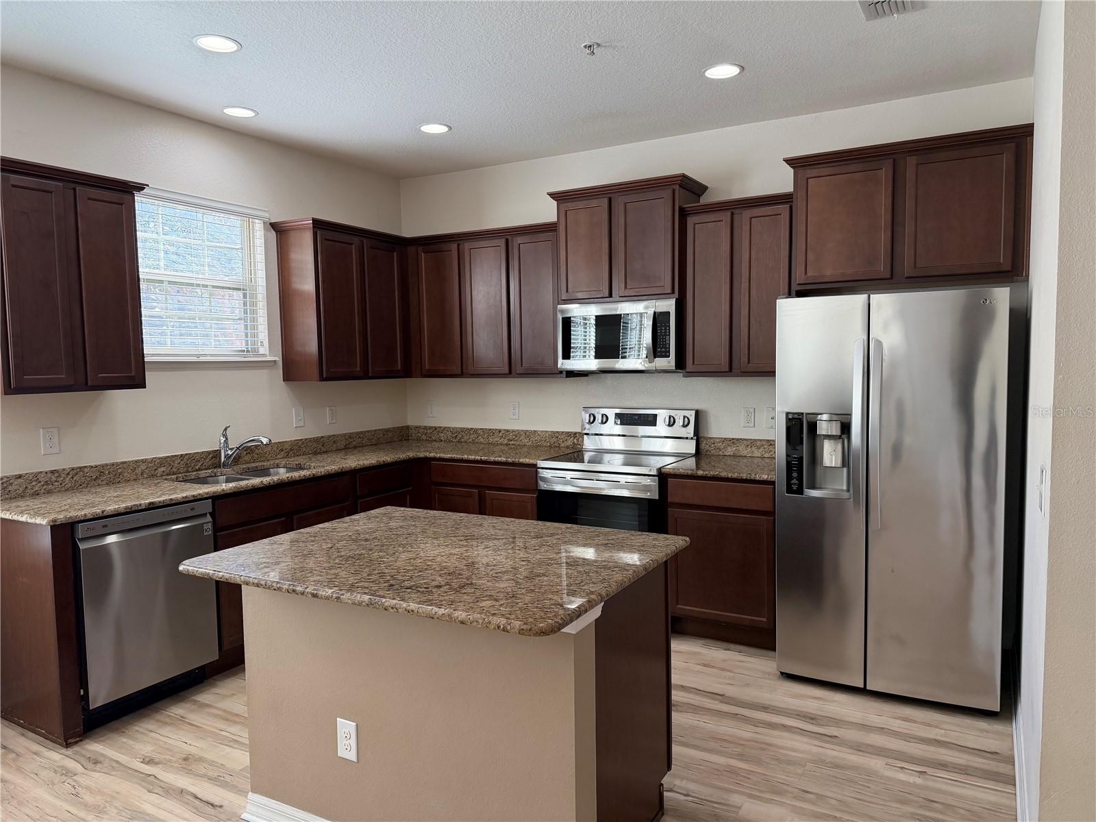 Image 3 of 17 For 4205 Regal Town Lane