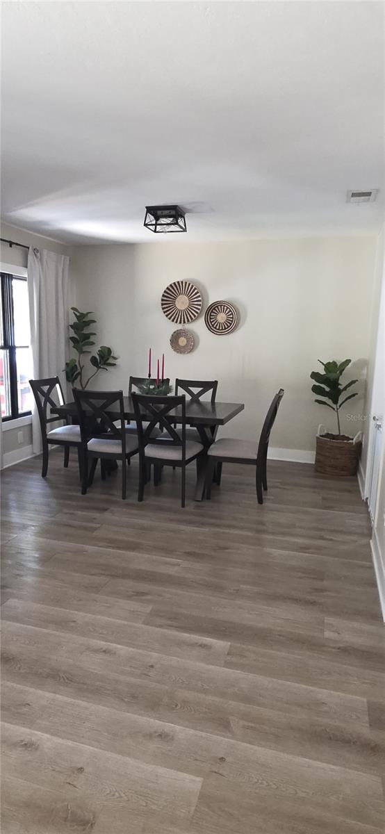 Image 4 of 24 For 4030 Fieldgreen Place