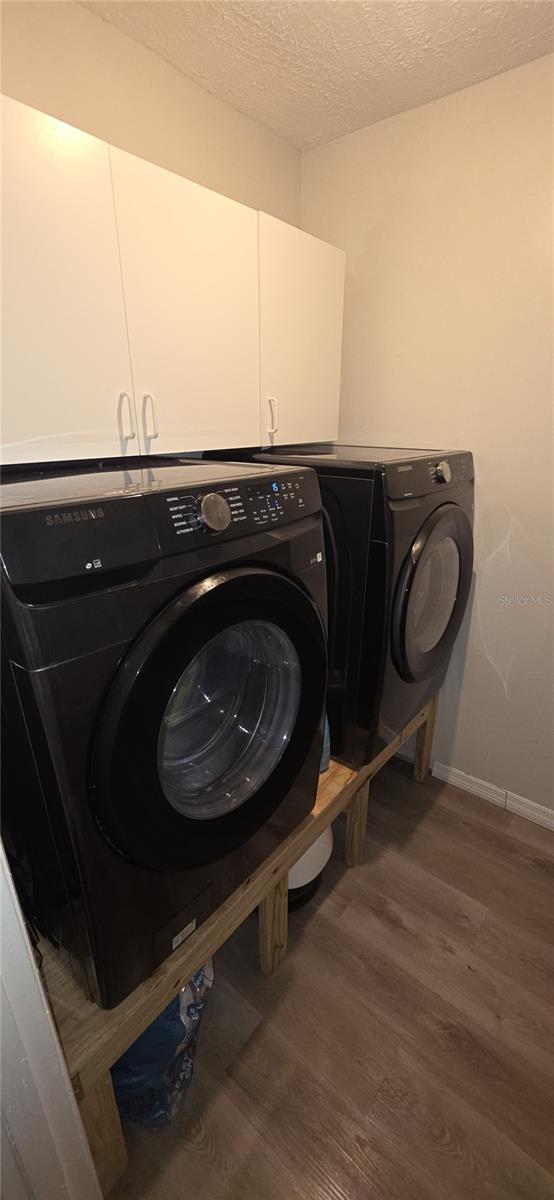 Image 9 of 24 For 4030 Fieldgreen Place