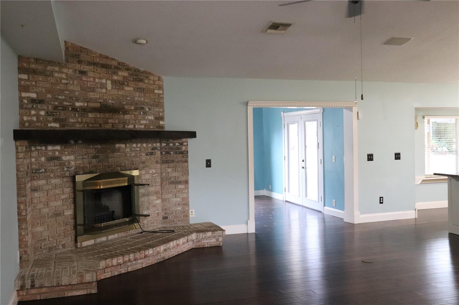 Image 2 of 47 For 7023 Wright Avenue