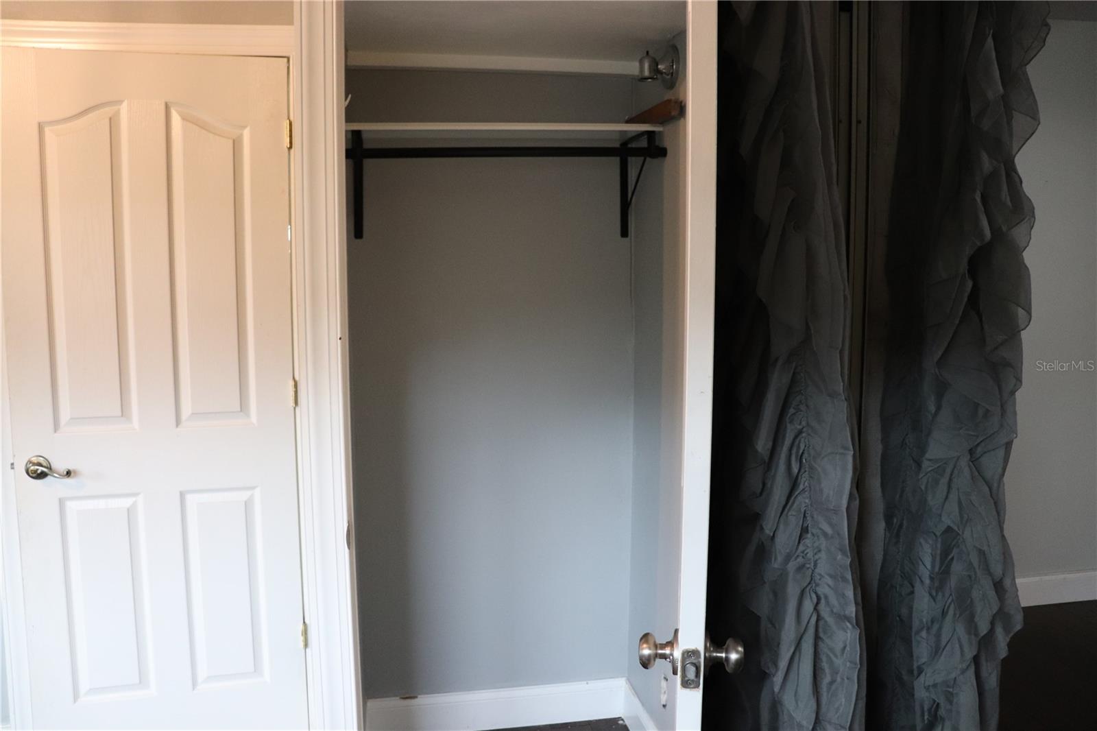 Image 25 of 47 For 7023 Wright Avenue