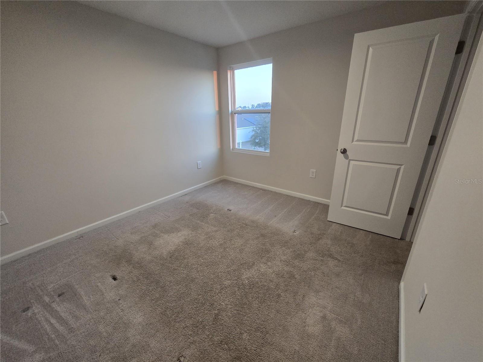 Image 13 of 19 For 182 Piave Street