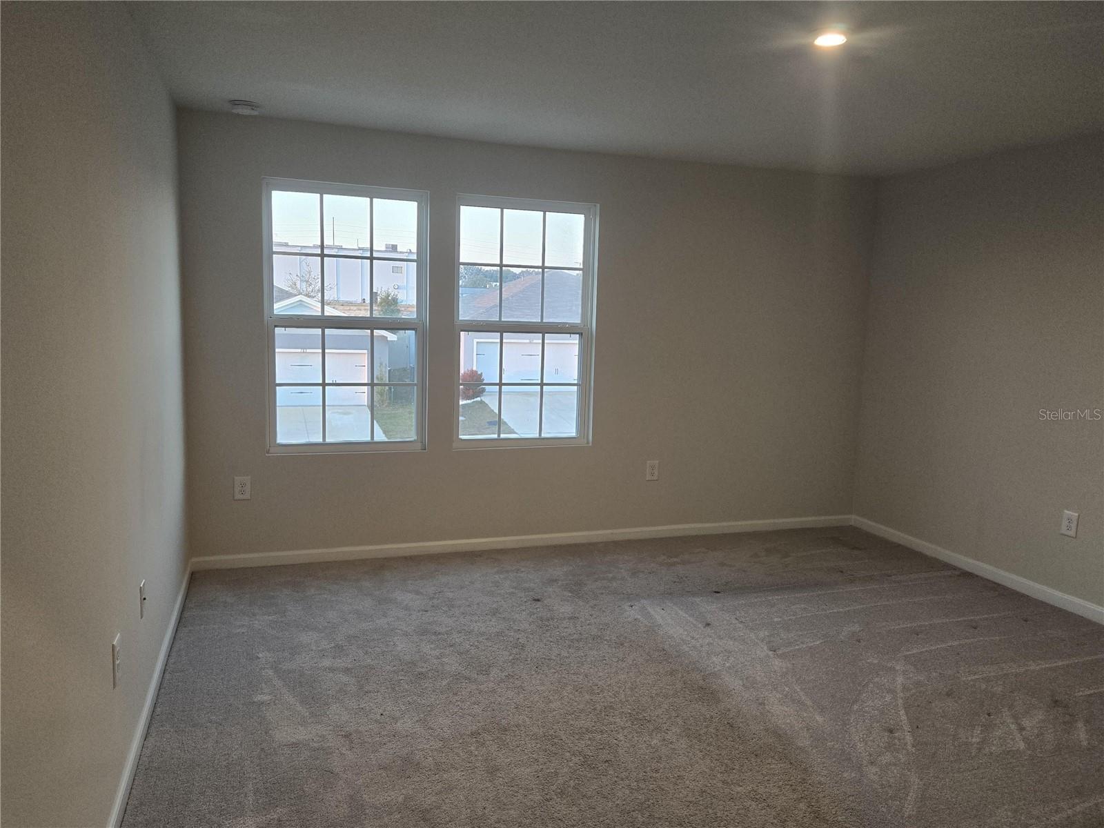 Image 8 of 19 For 182 Piave Street