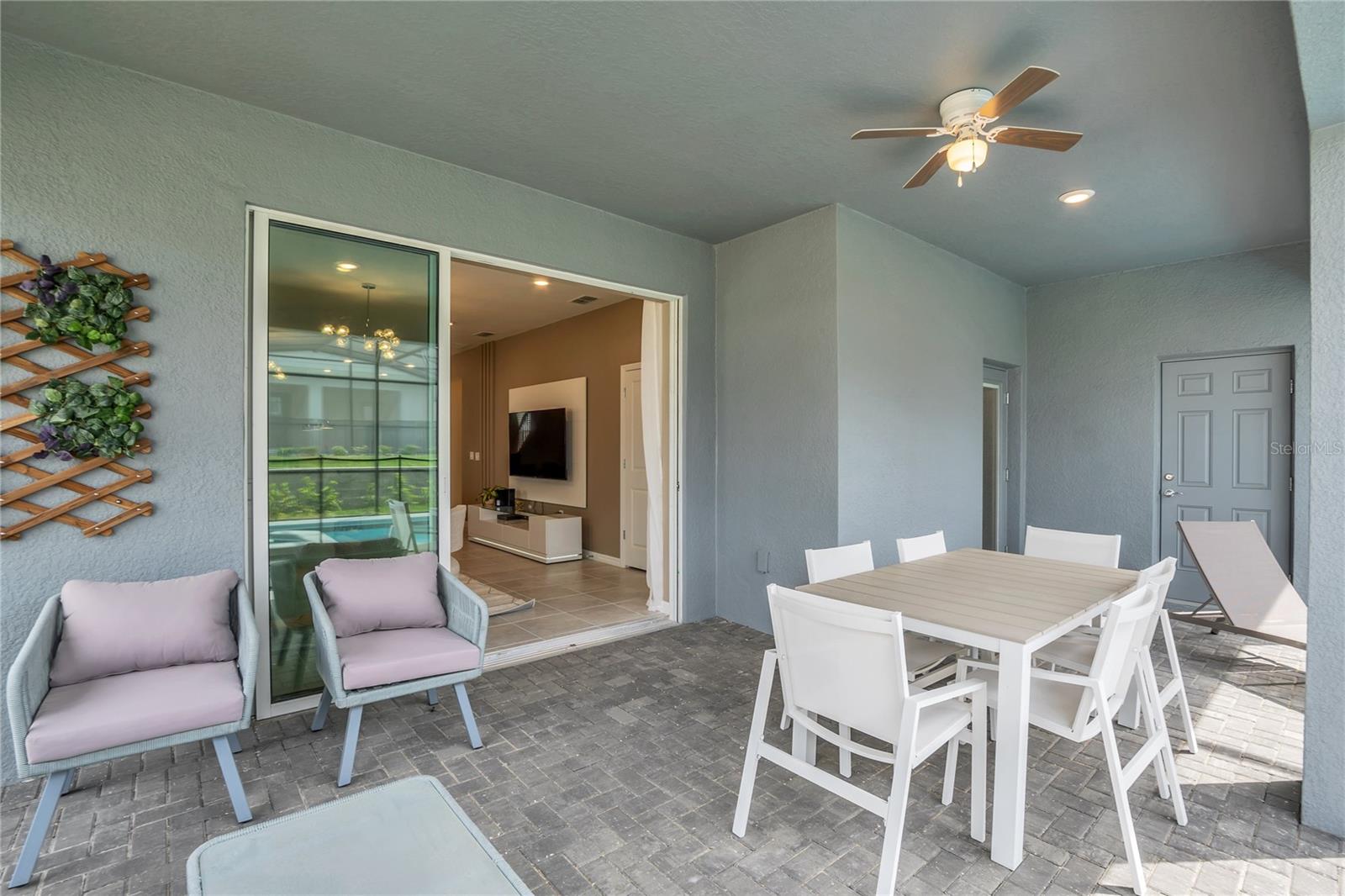 Image 21 of 98 For 1806 Summer Drive