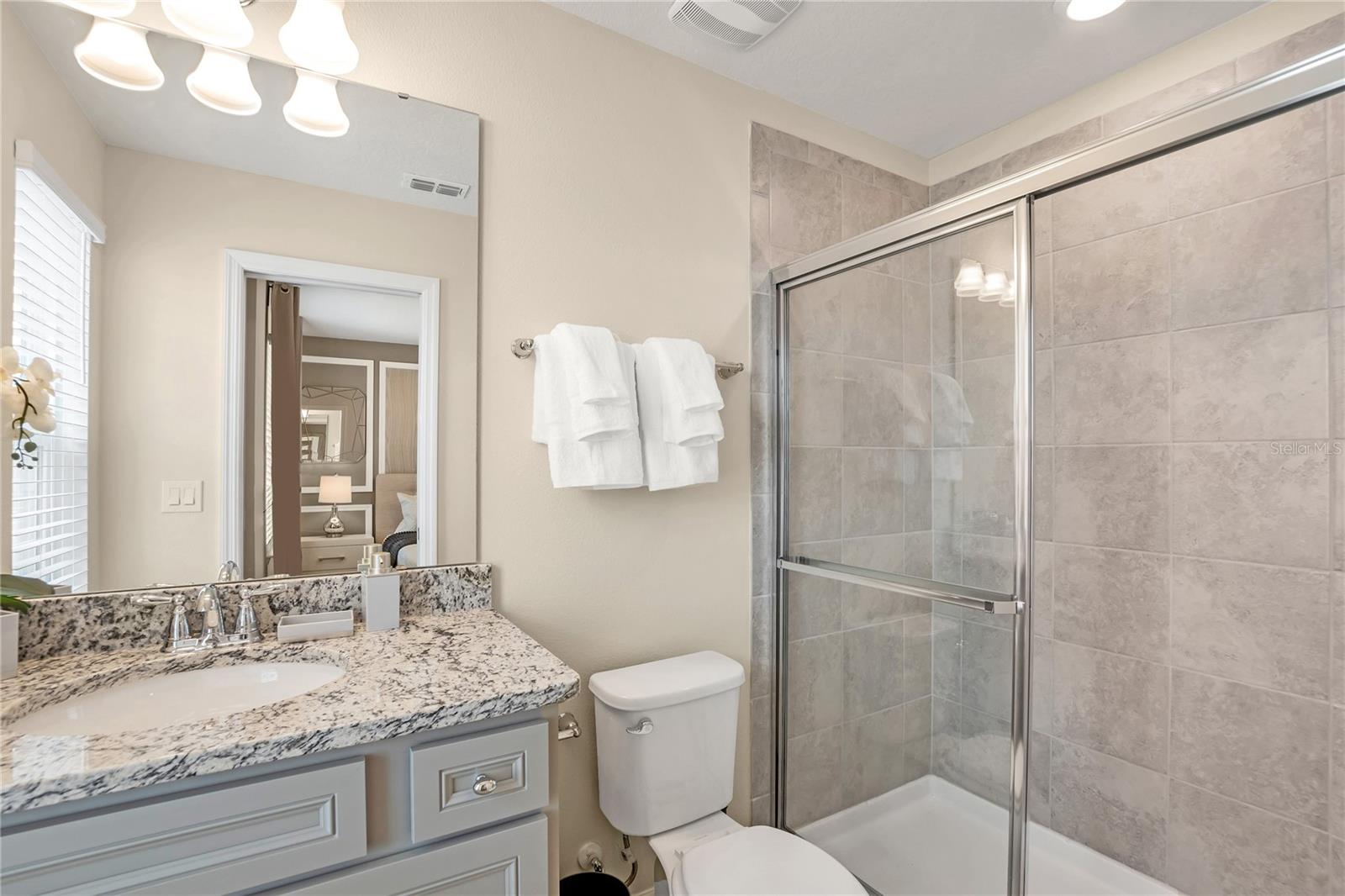 Image 49 of 98 For 1806 Summer Drive