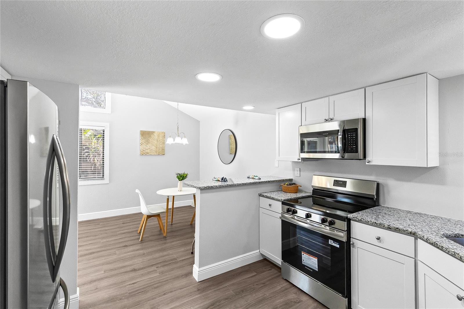 Image 5 of 24 For 111 Raintree Drive