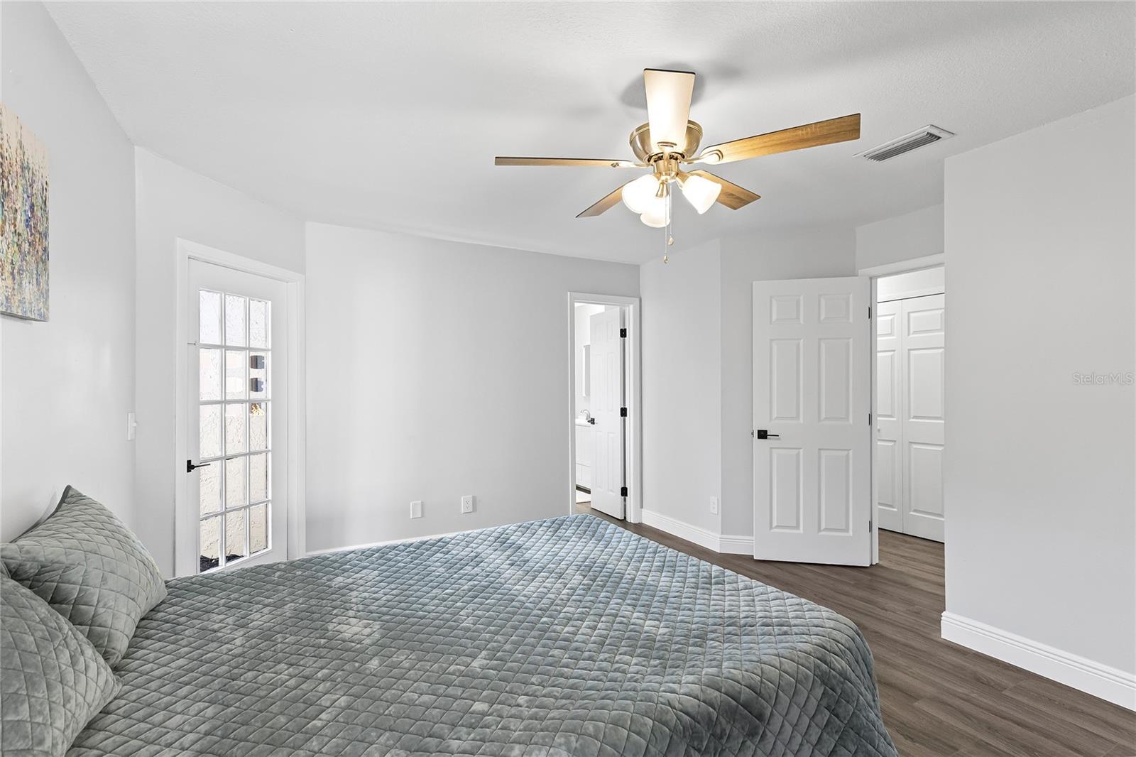 Image 8 of 24 For 111 Raintree Drive